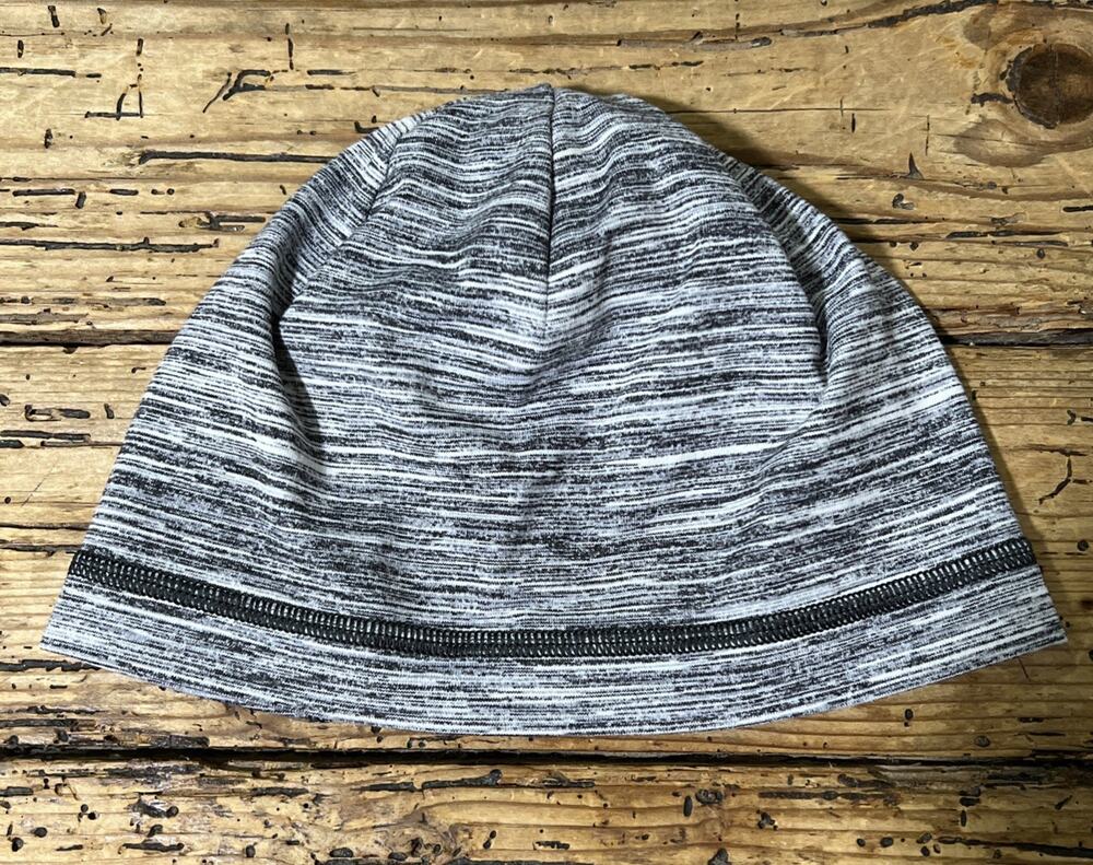 Lululemon Women’s Size OS Gray Run It Out Toquo - NWOT